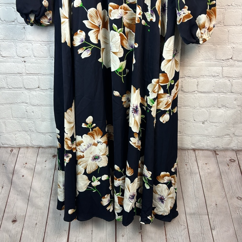 BloomChic Navy Floral Surplice Neck Lantern Sleeve Pocket Dress Plus Size 2X - Picture 6 of 7